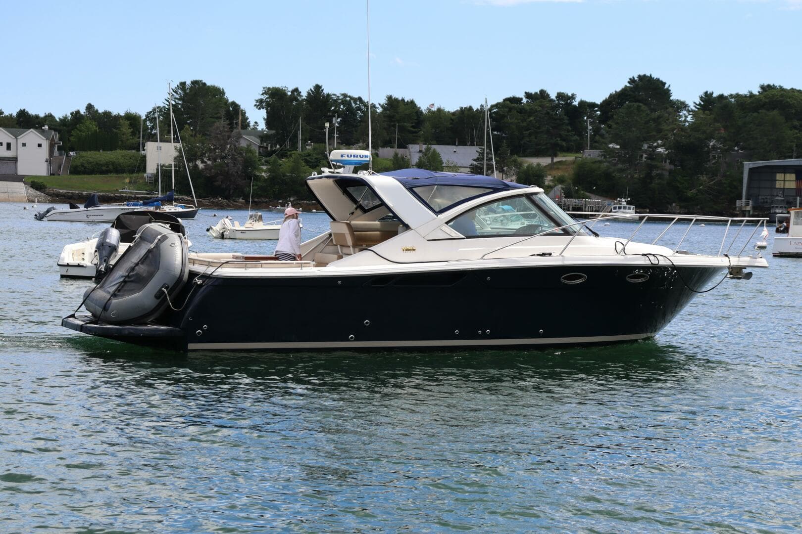 2012 Tiara Yachts 3100 Coronet