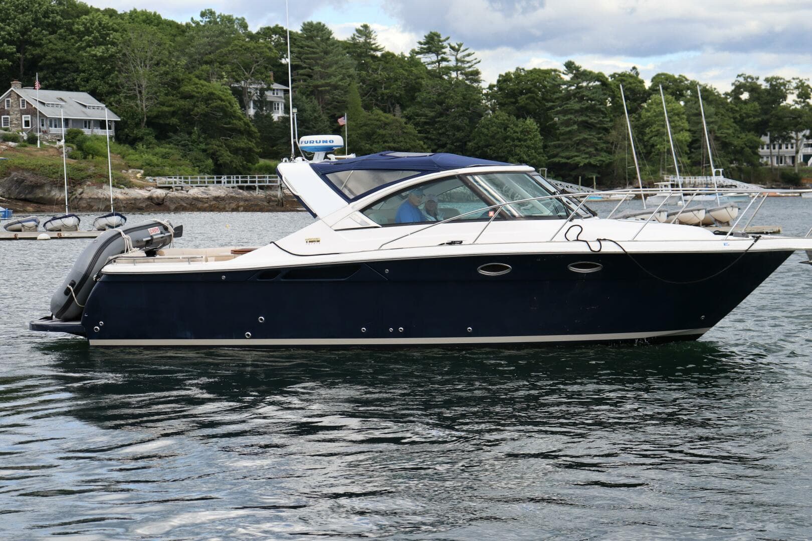 2012 Tiara Yachts 3100 Coronet