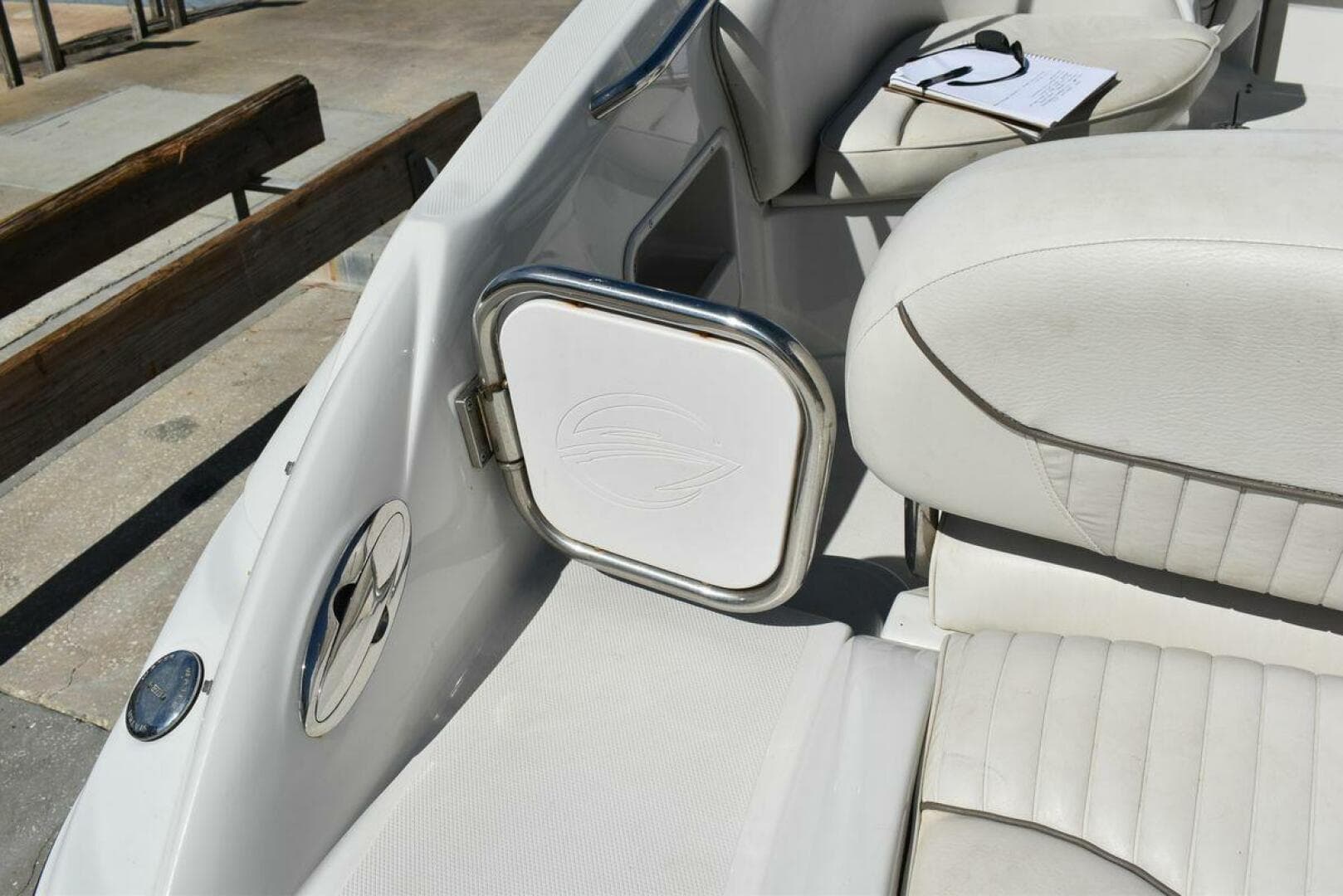2005 Crownline 275 CCR
