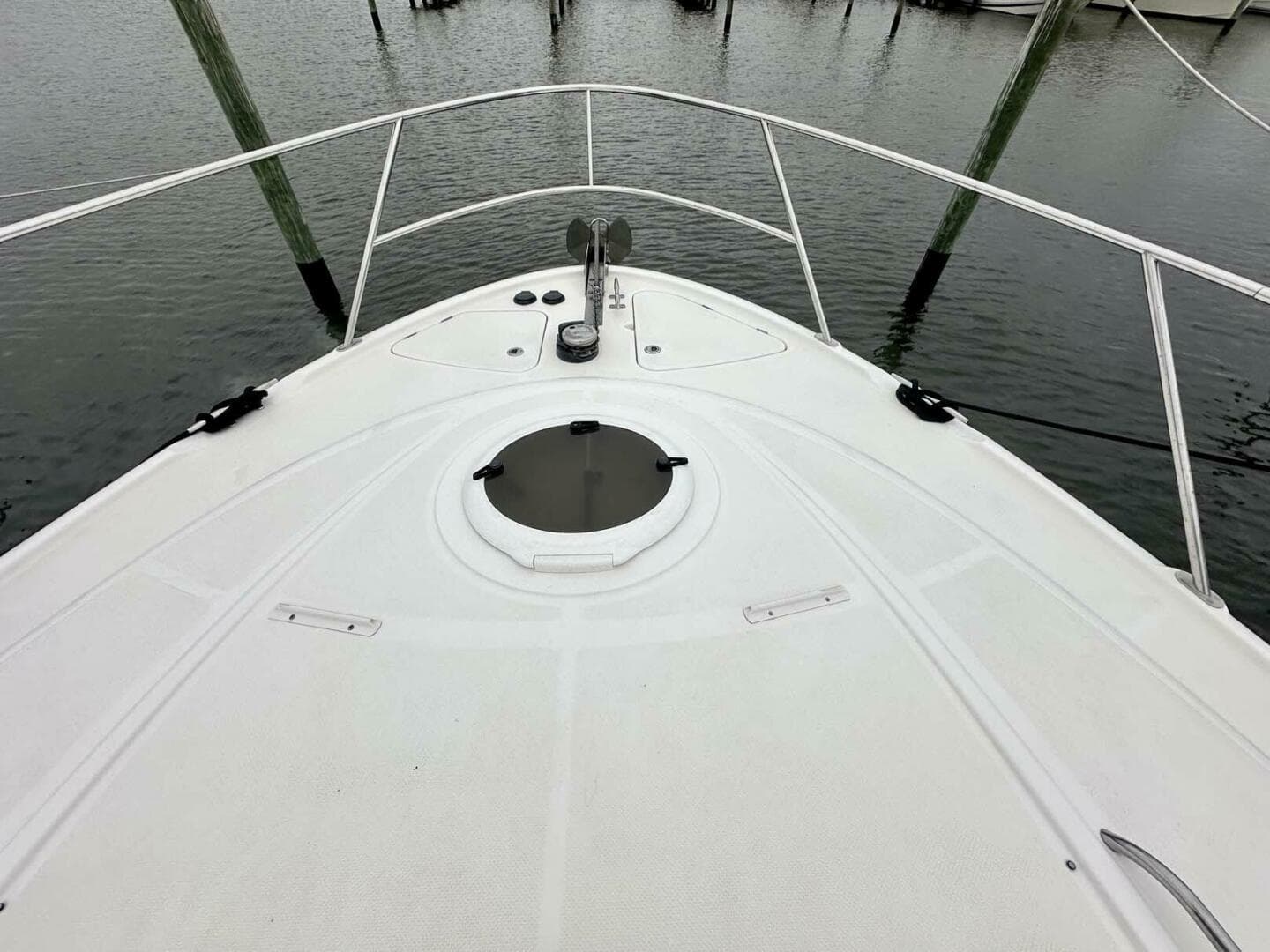 2007 Meridian 411 Sedan