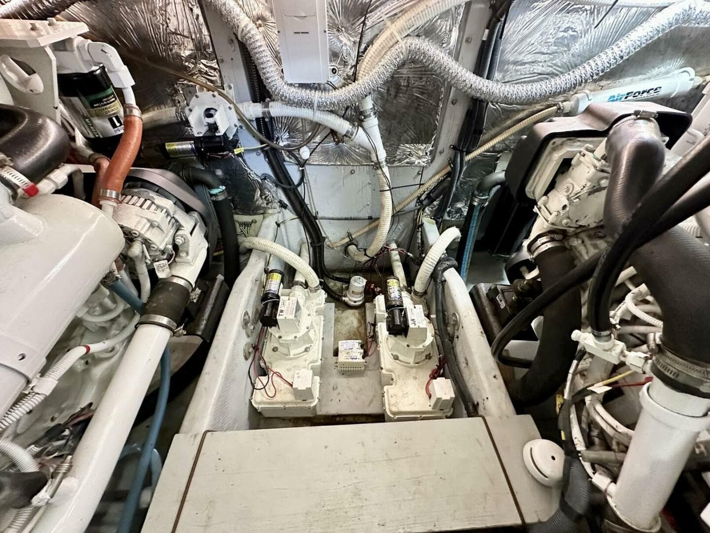 2007 Meridian 411 Sedan