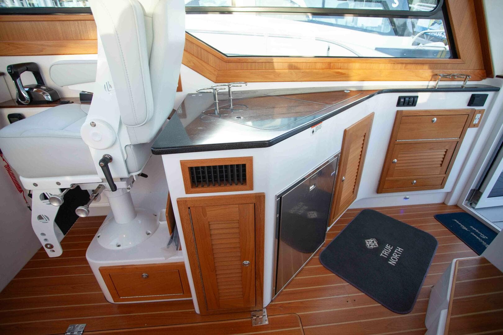 2024 True North Outboard Express