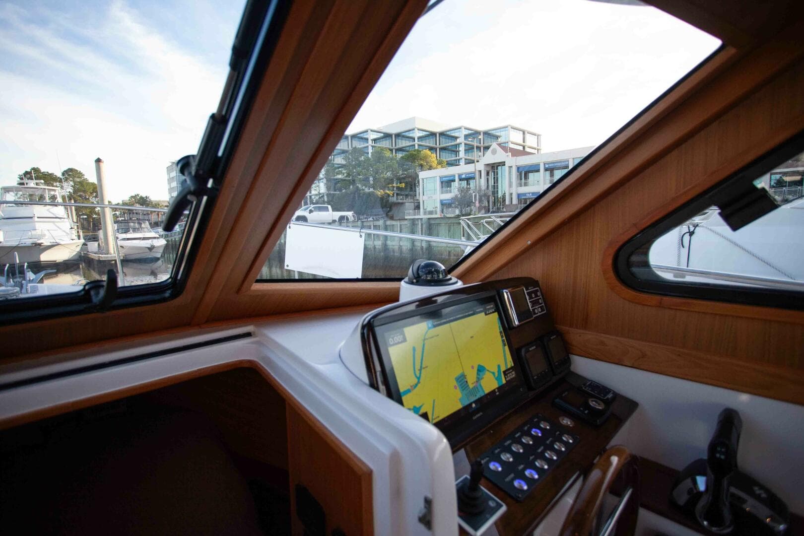 2024 True North Outboard Express