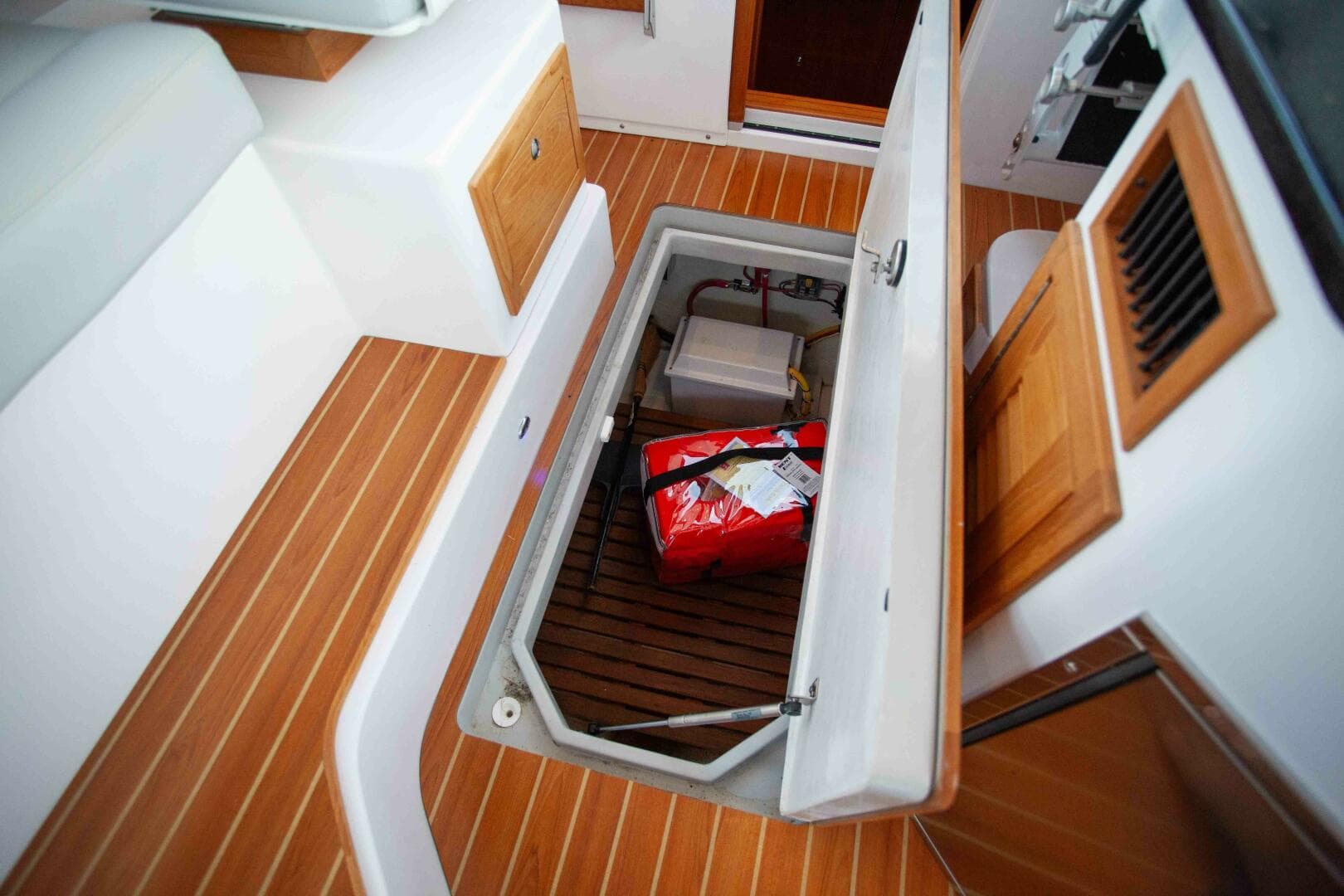 2024 True North Outboard Express