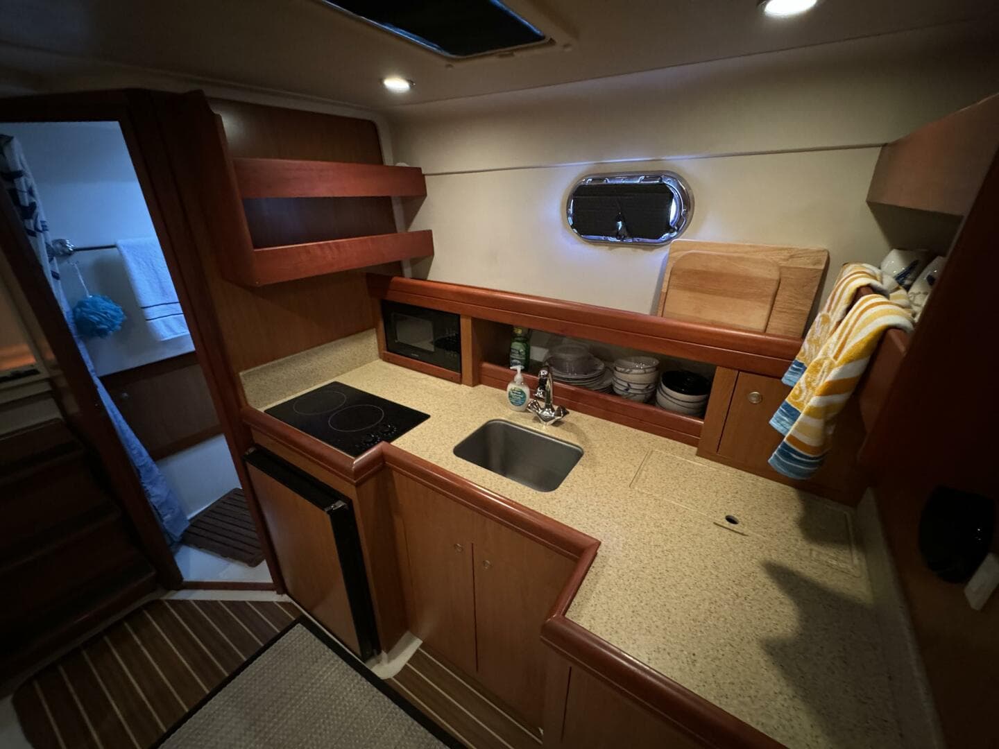 2008 Mainship 34 Pilot Hardtop