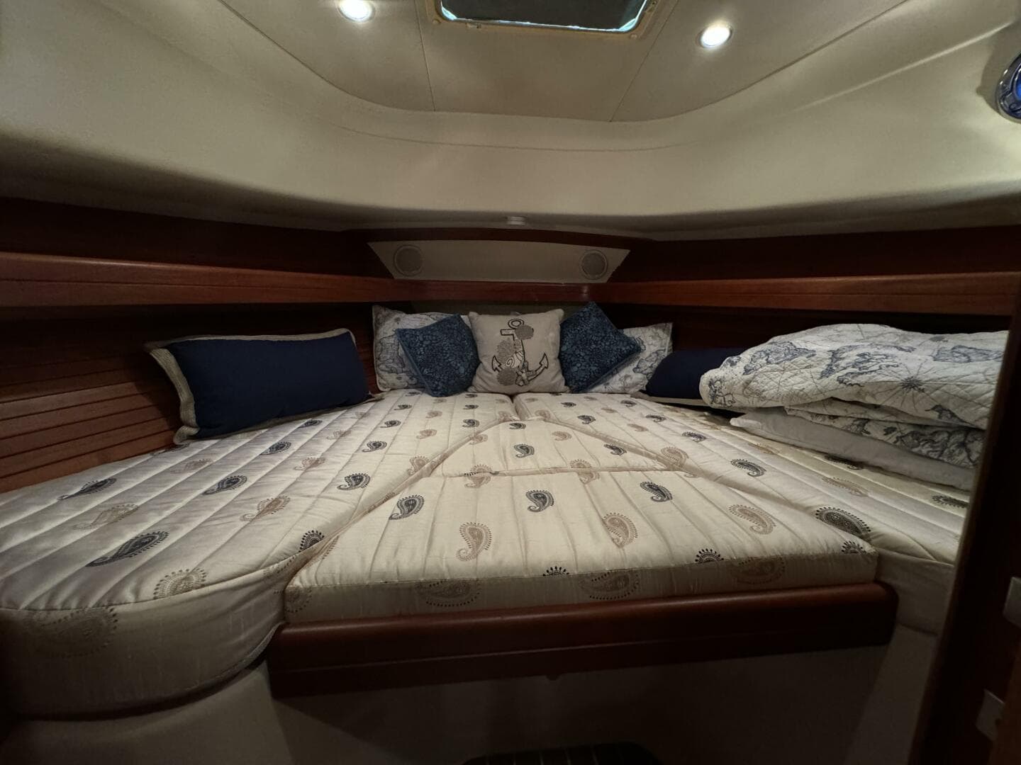 2008 Mainship 34 Pilot Hardtop