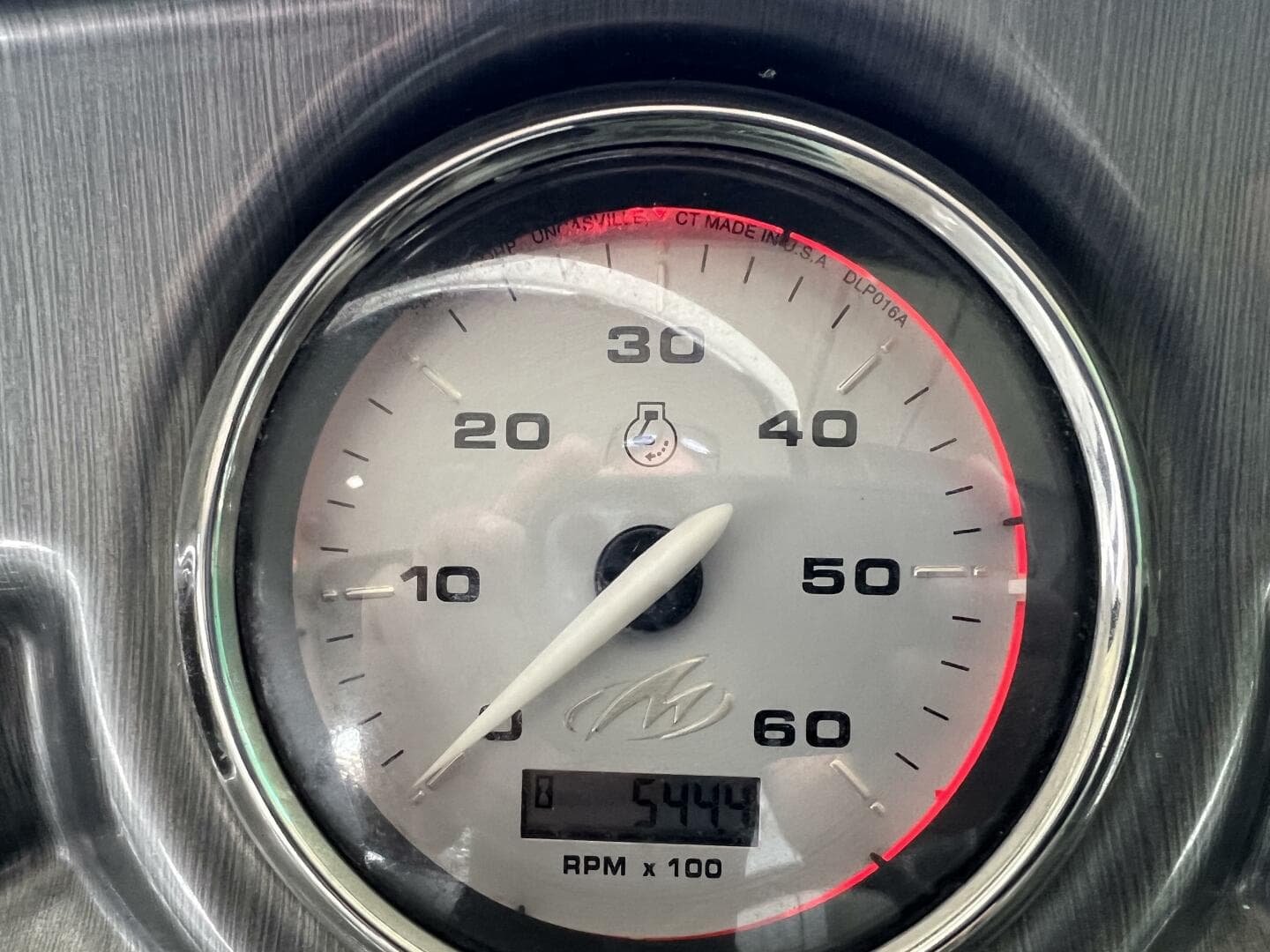 18 Tachometer