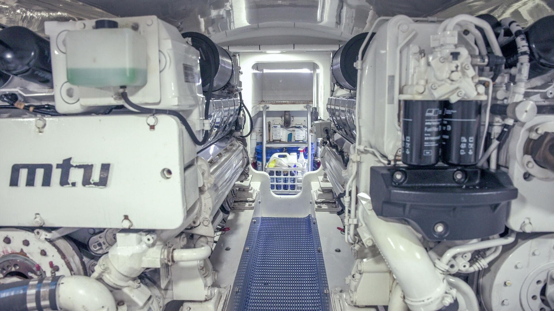 1991 Monterey 65 Convertible Emma Ruth