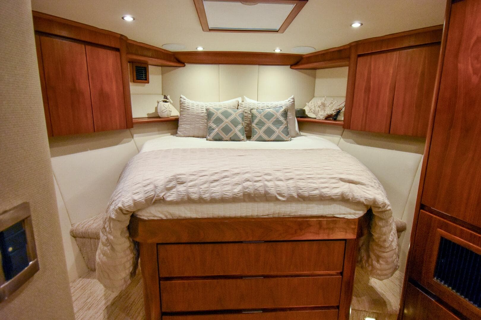 1991 Monterey 65 Convertible Emma Ruth