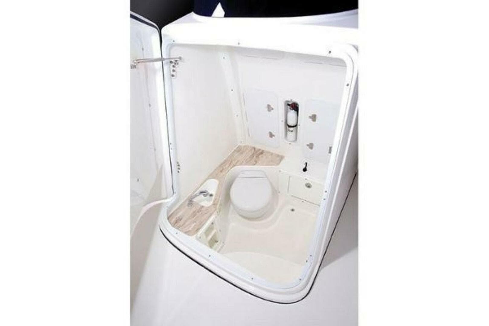 2025 Edgewater 262CC