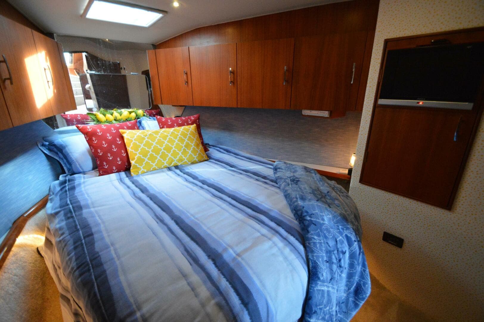 1995 Ocean 48 Cockpit Motor Yacht