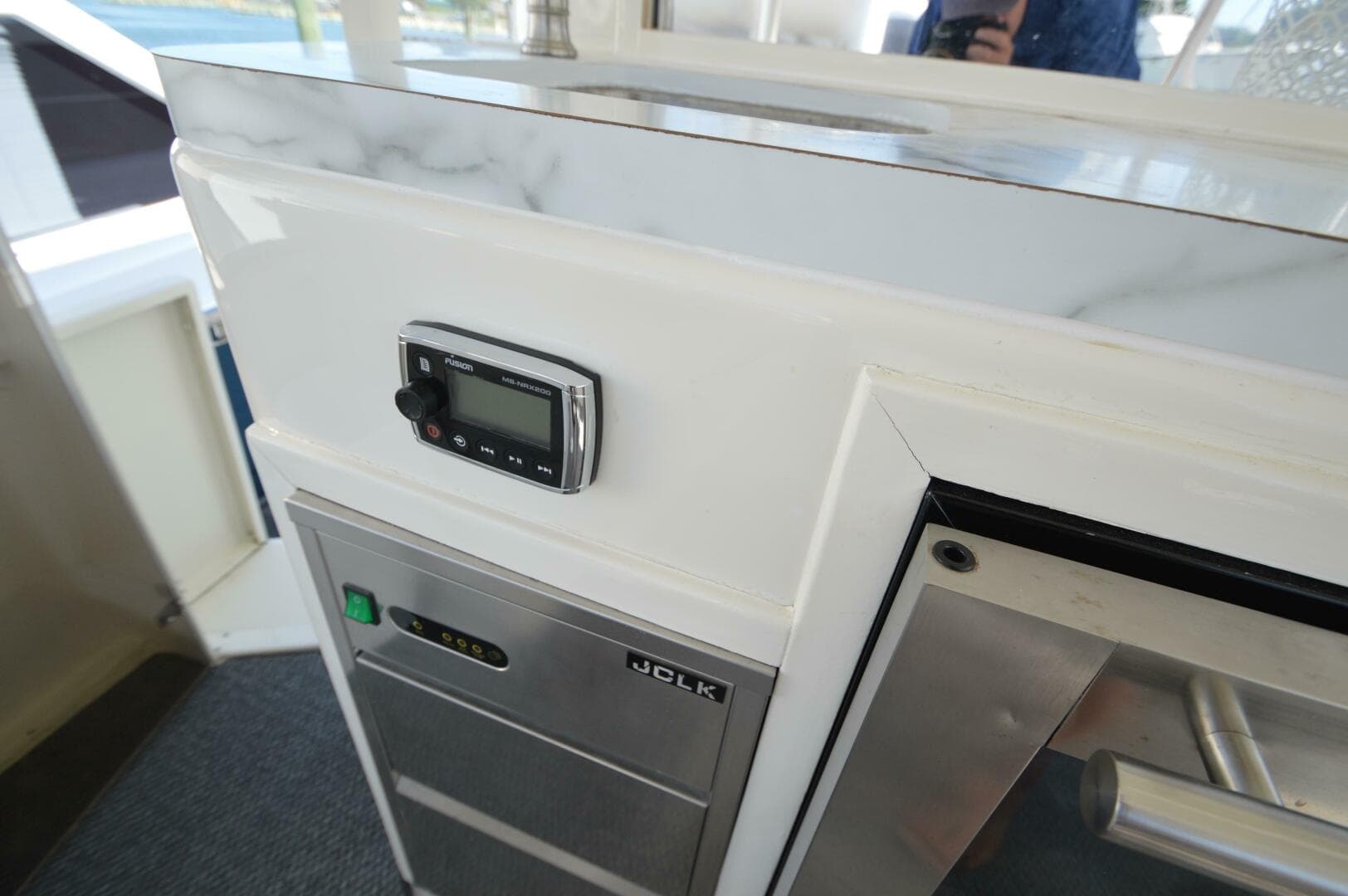 1995 Ocean 48 Cockpit Motor Yacht