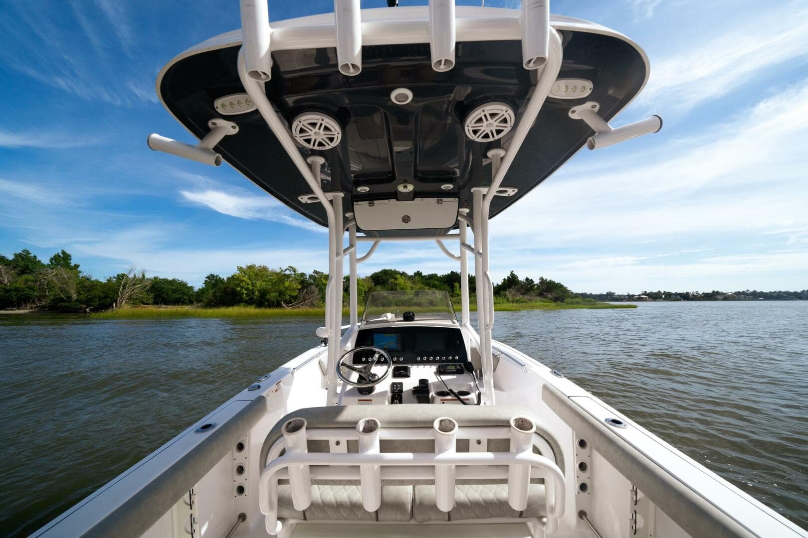 2020 Sportsman 232 Open Platinum