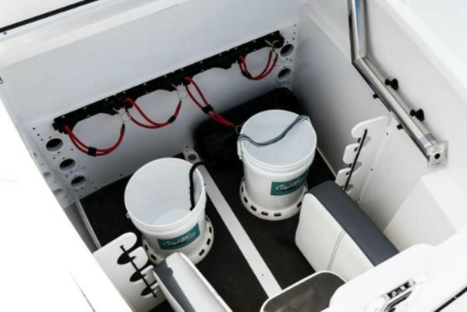 2025 Edgewater 340CC