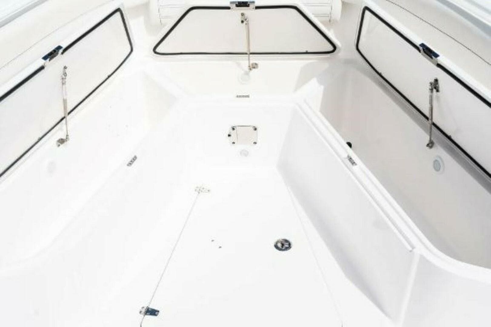 2025 Edgewater 340CC