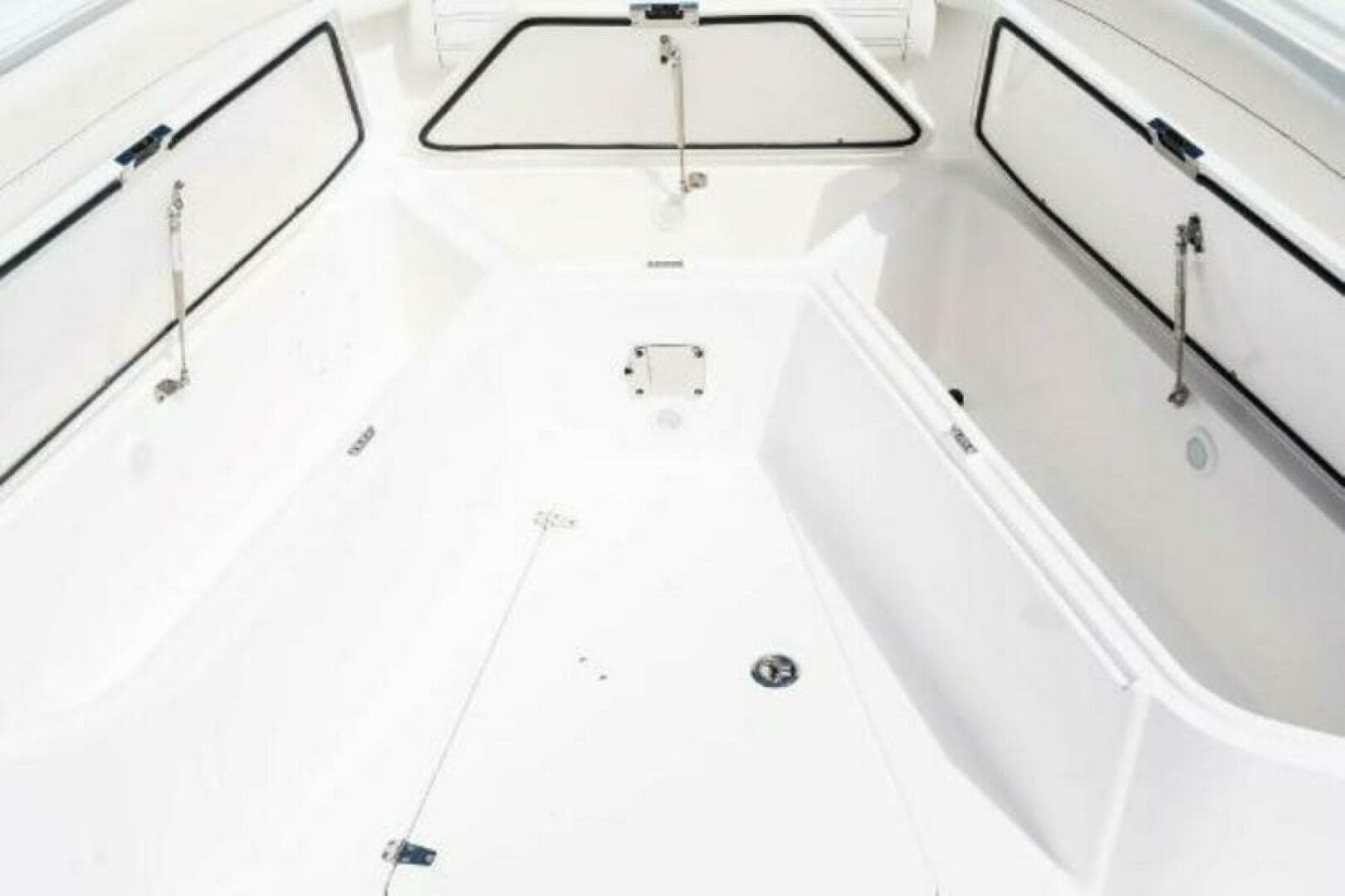 2025 Edgewater 340CC