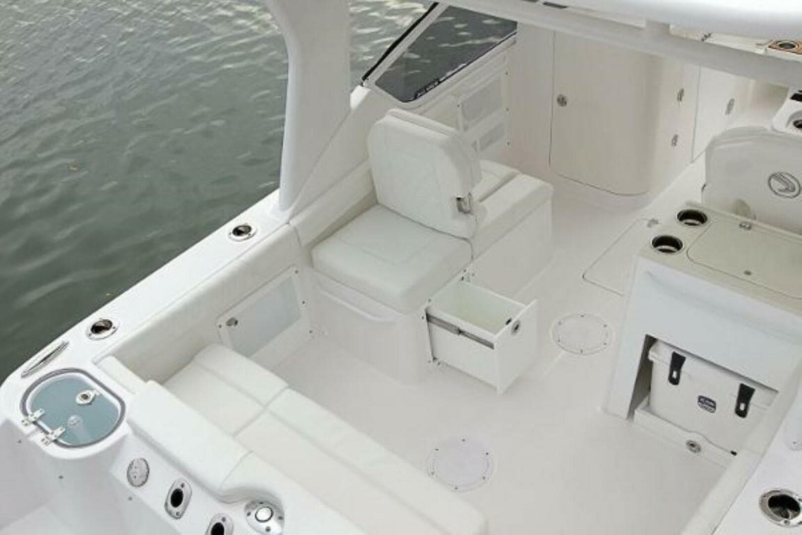 2025 Edgewater 230CX