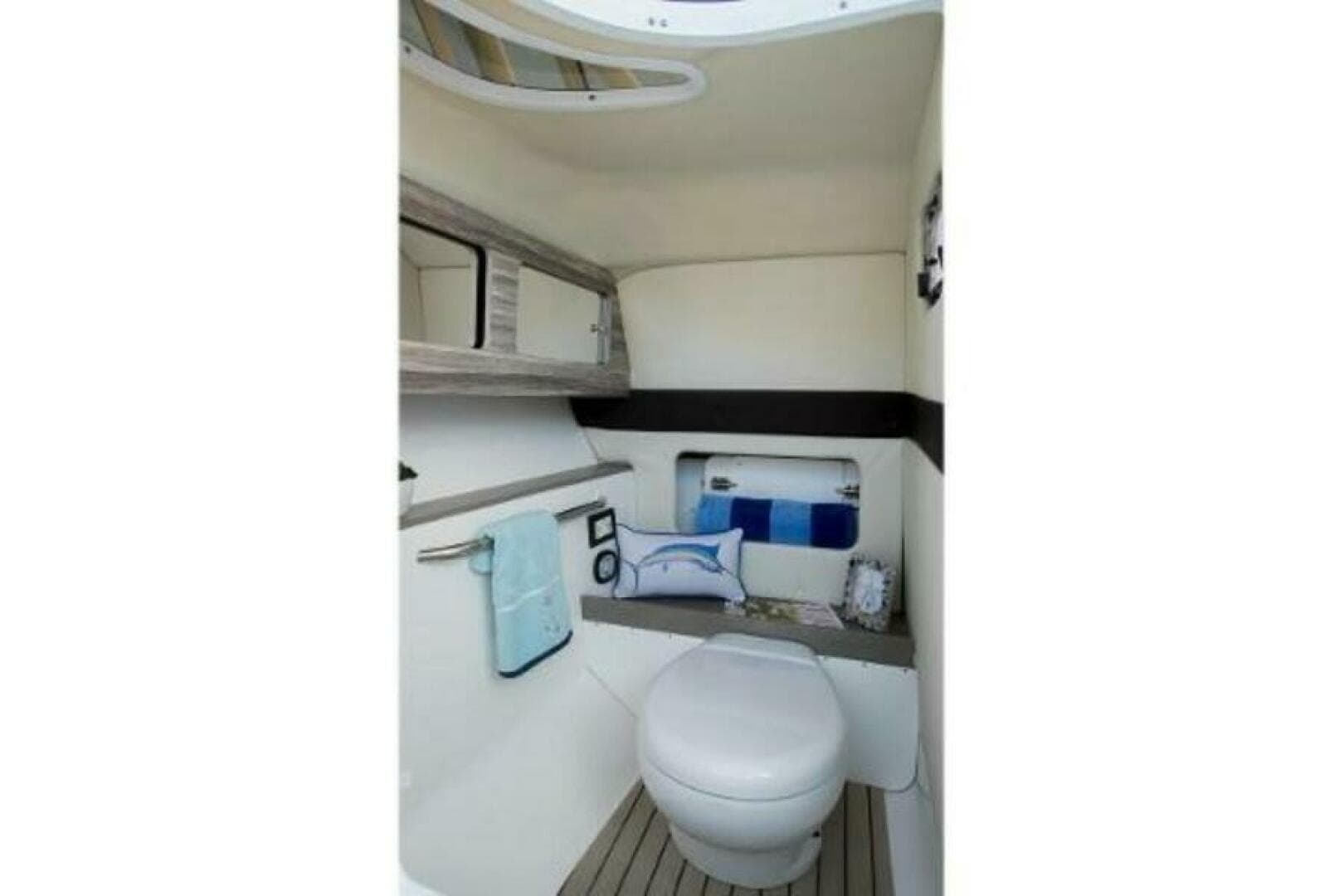 2025 Edgewater 248CX