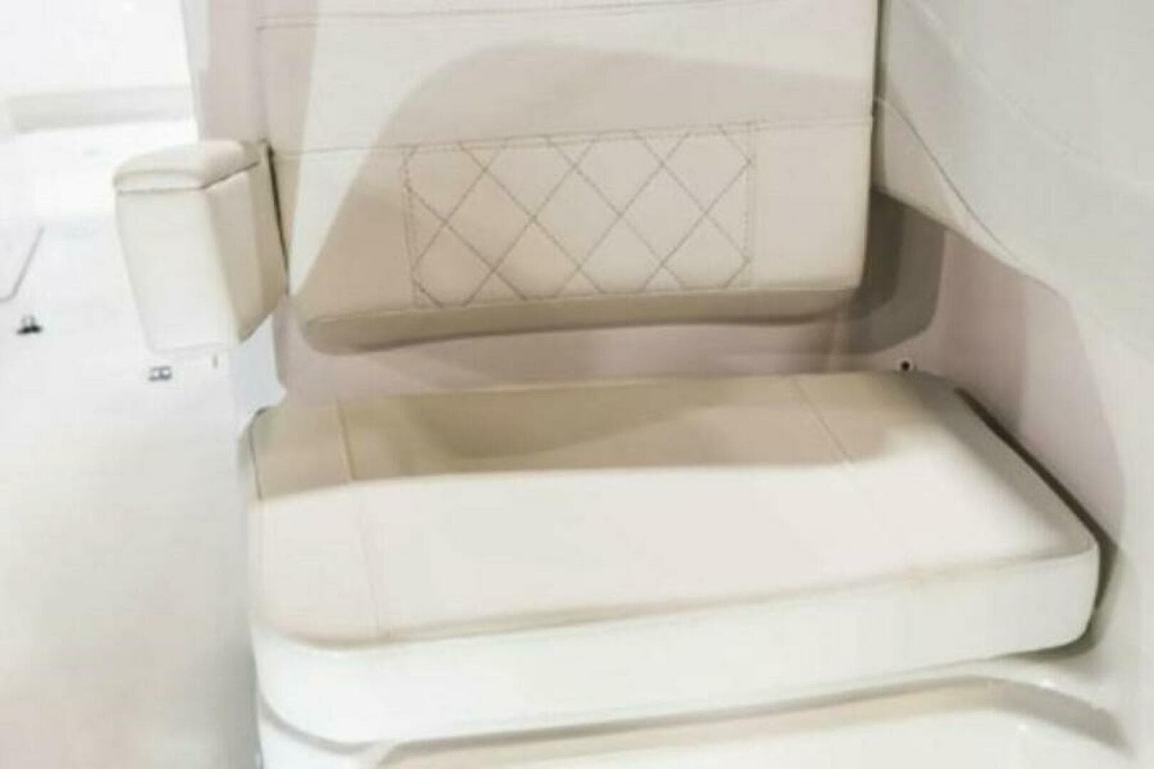 2025 Edgewater 262CX