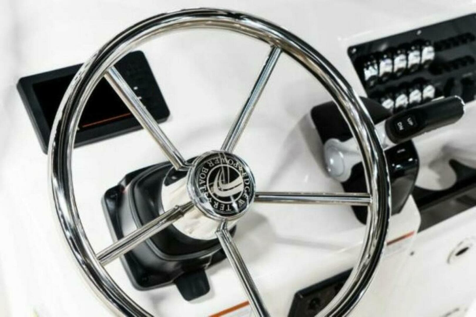 2025 Edgewater 208CC