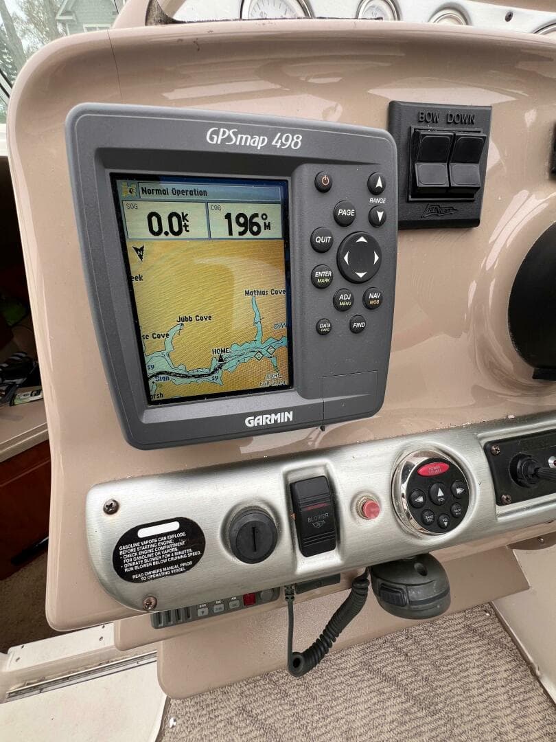 2007 Larson Cabrio 274