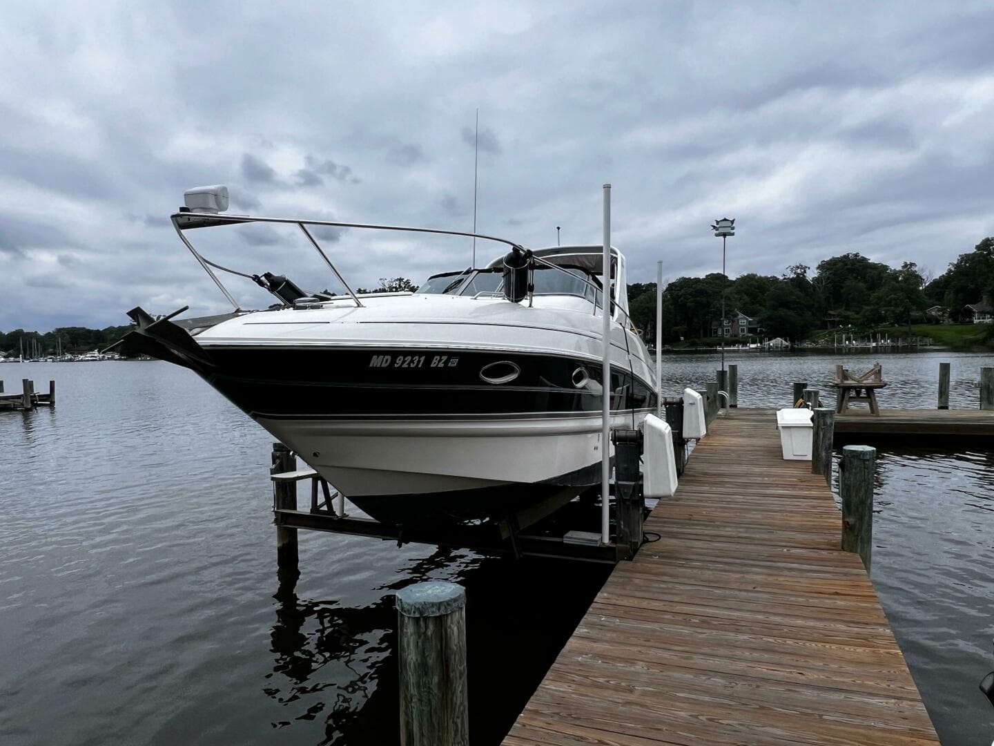 2007 Larson Cabrio 274