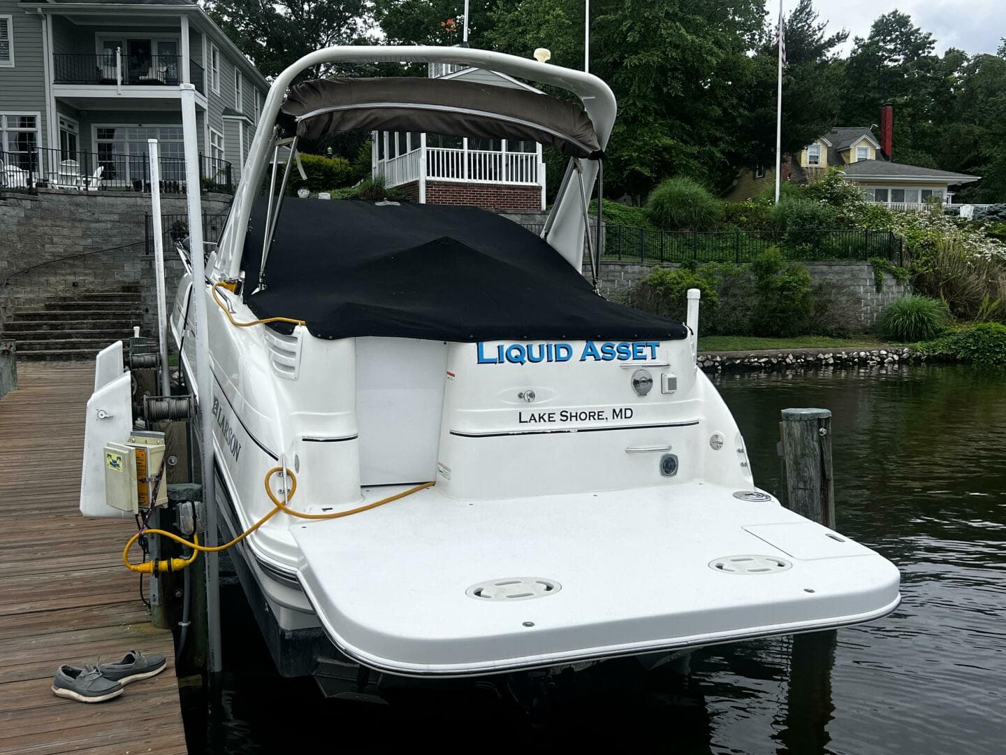 2007 Larson Cabrio 274