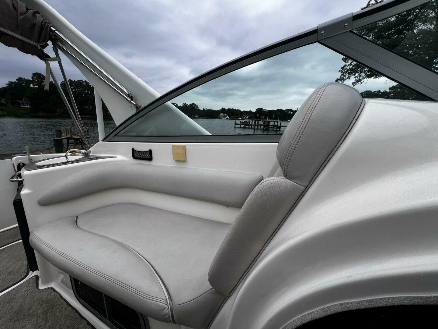 2007 Larson Cabrio 274