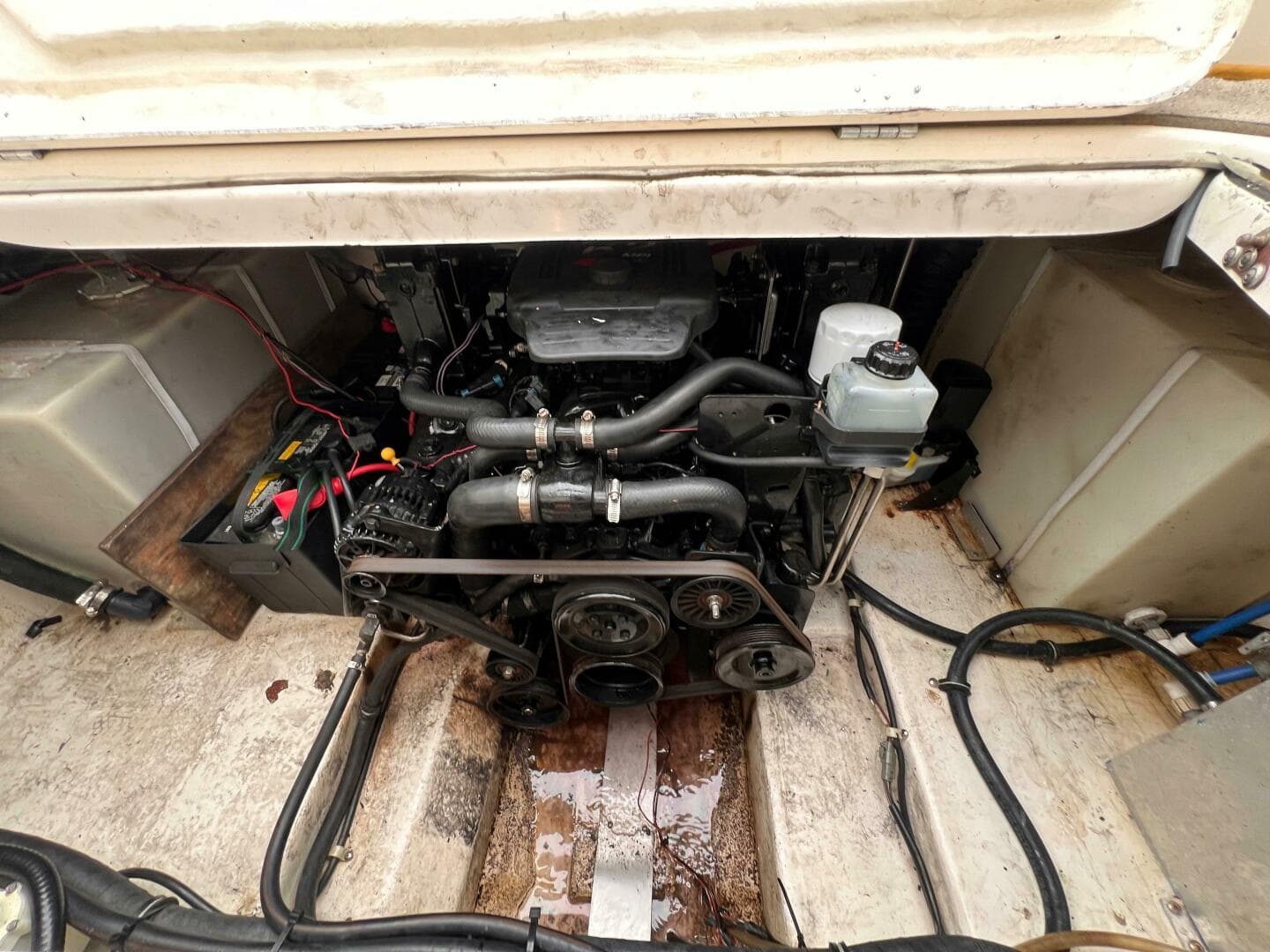 2007 Larson Cabrio 274