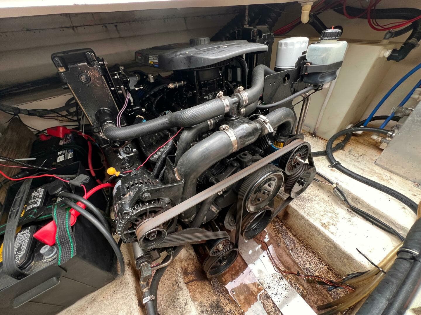 2007 Larson Cabrio 274