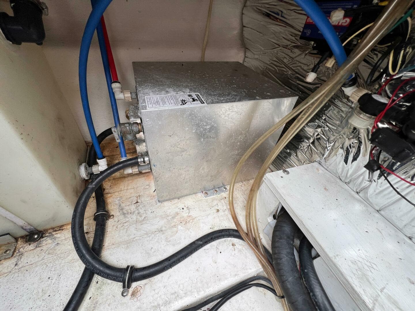 2007 Larson Cabrio 274