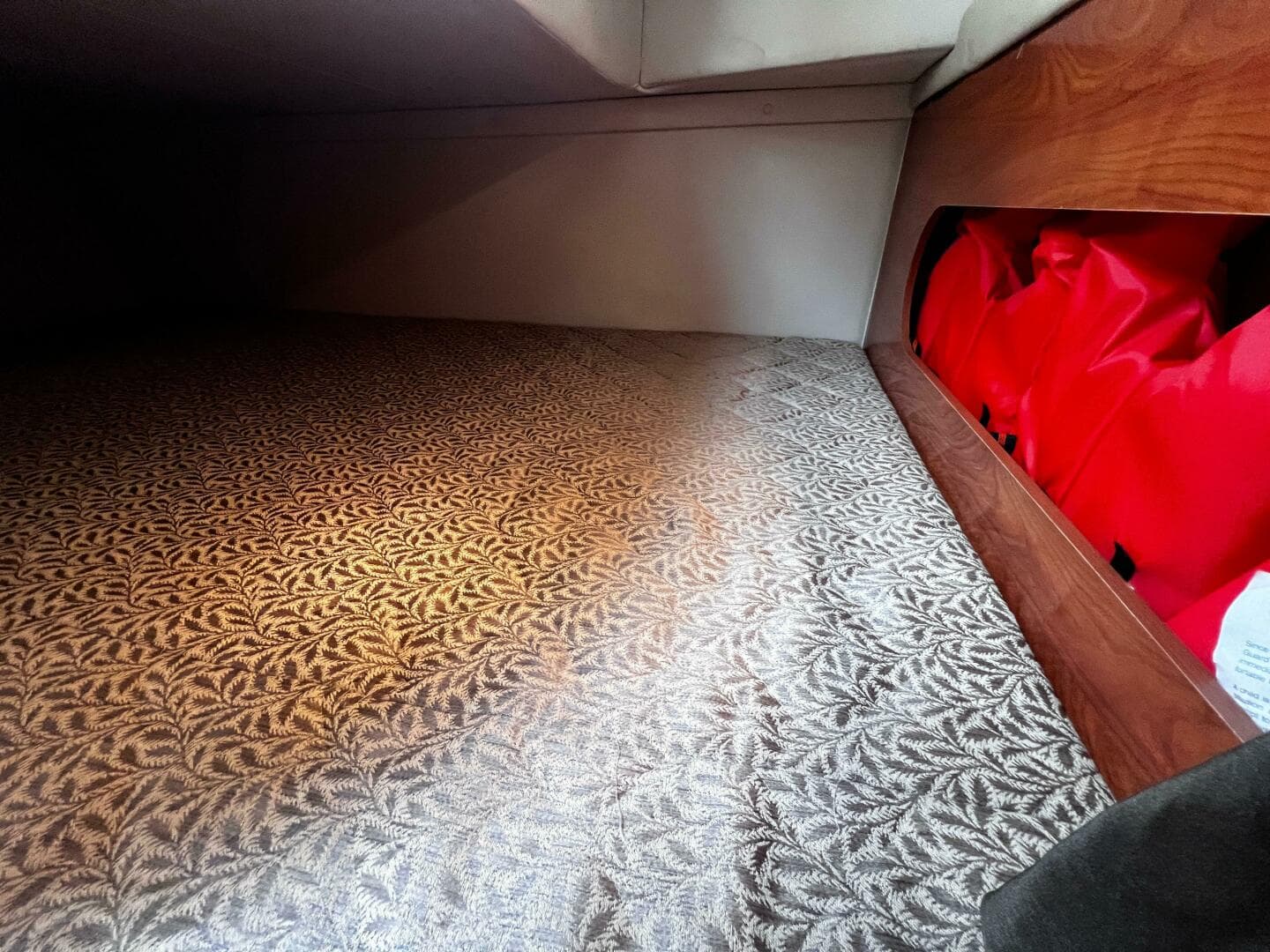 2007 Larson Cabrio 274