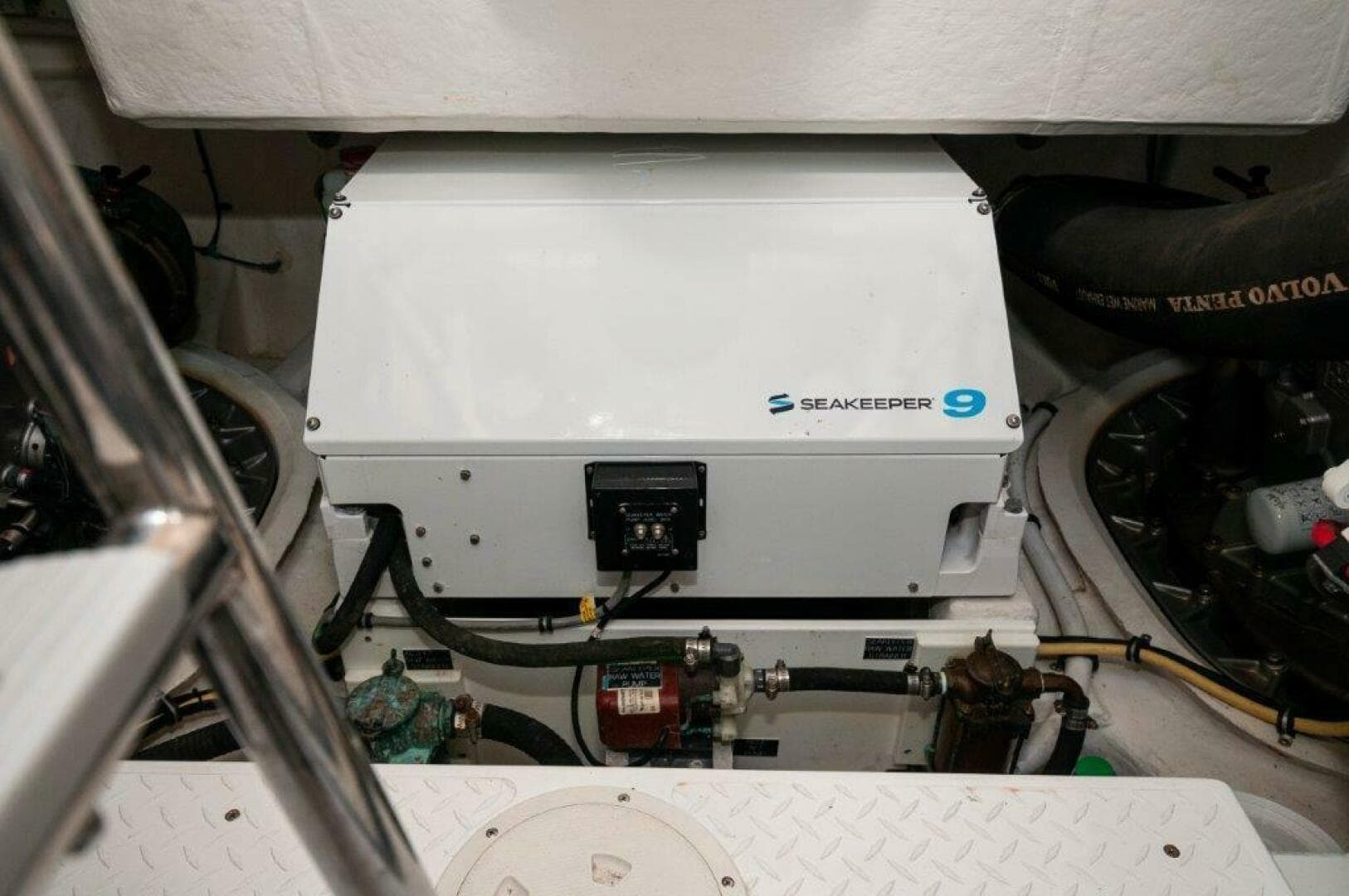 2020 Cruisers Yachts- HARPER BELL- Seakeeper