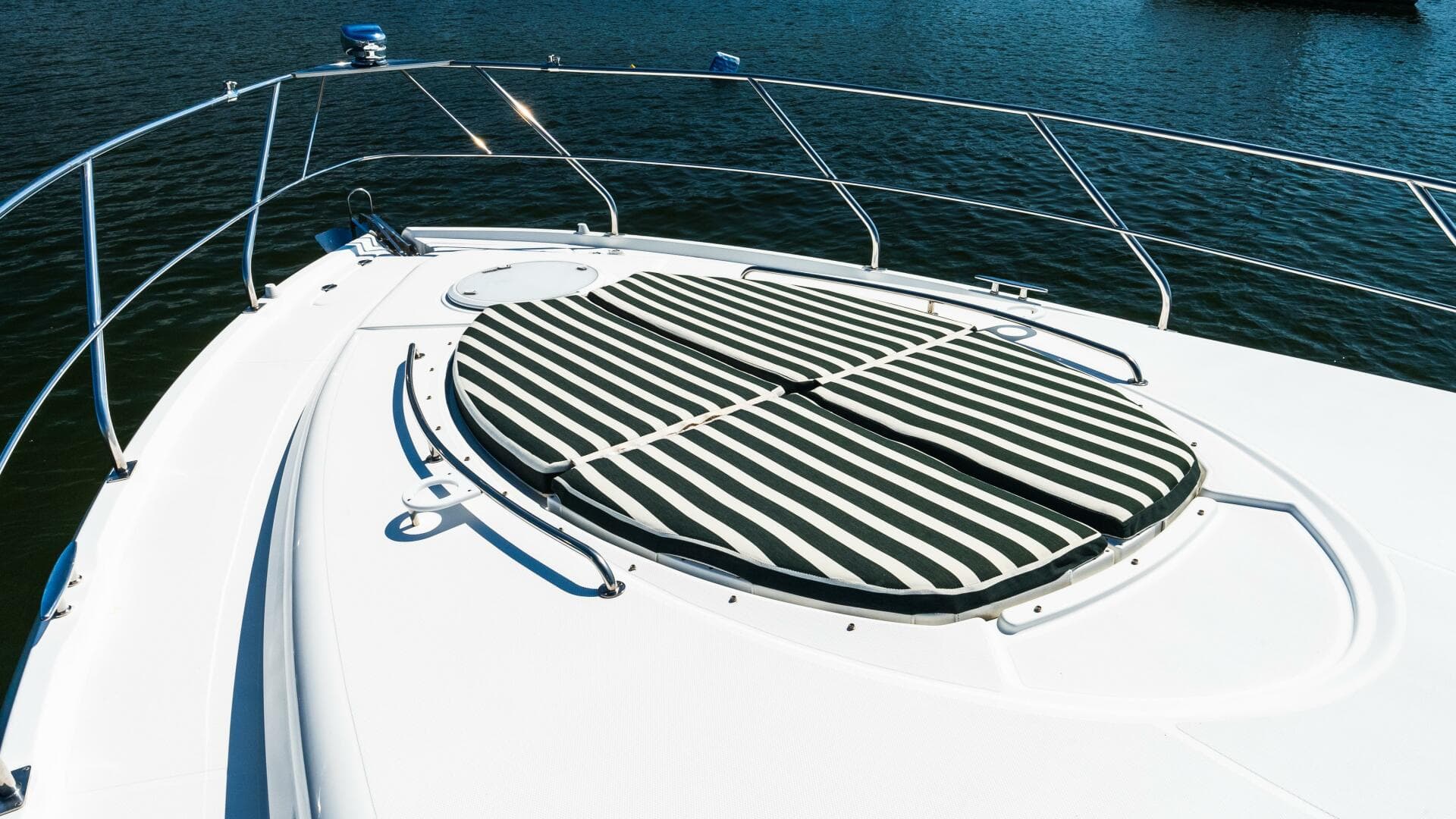 2013 Cruisers 48 Cantius