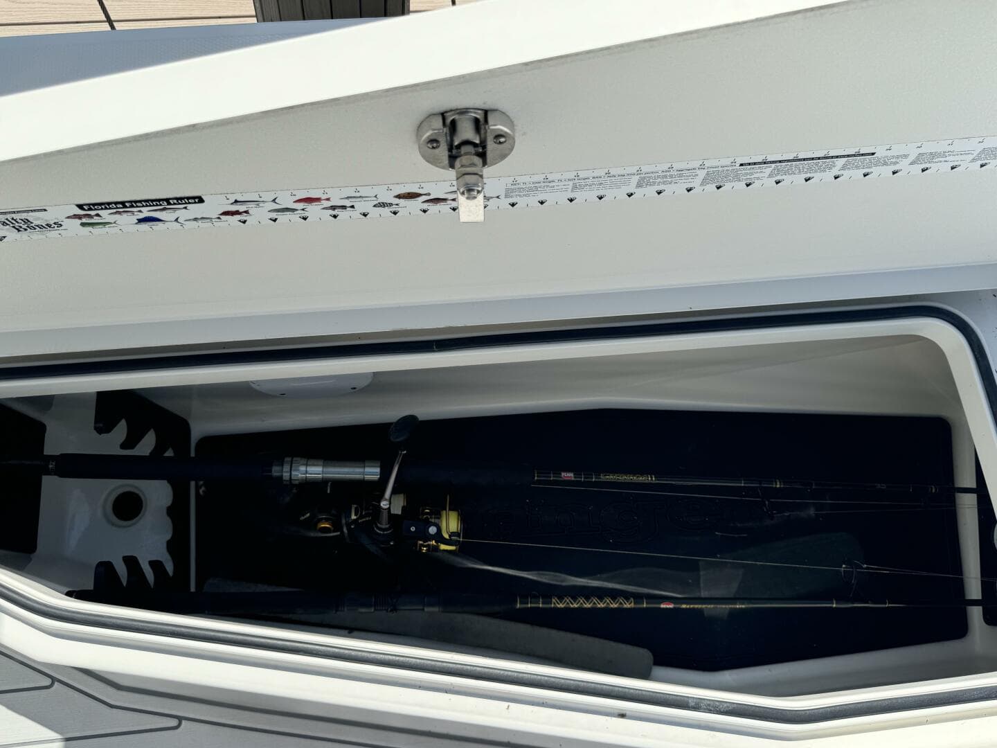 2019 Ranger 2360 Bay Ranger