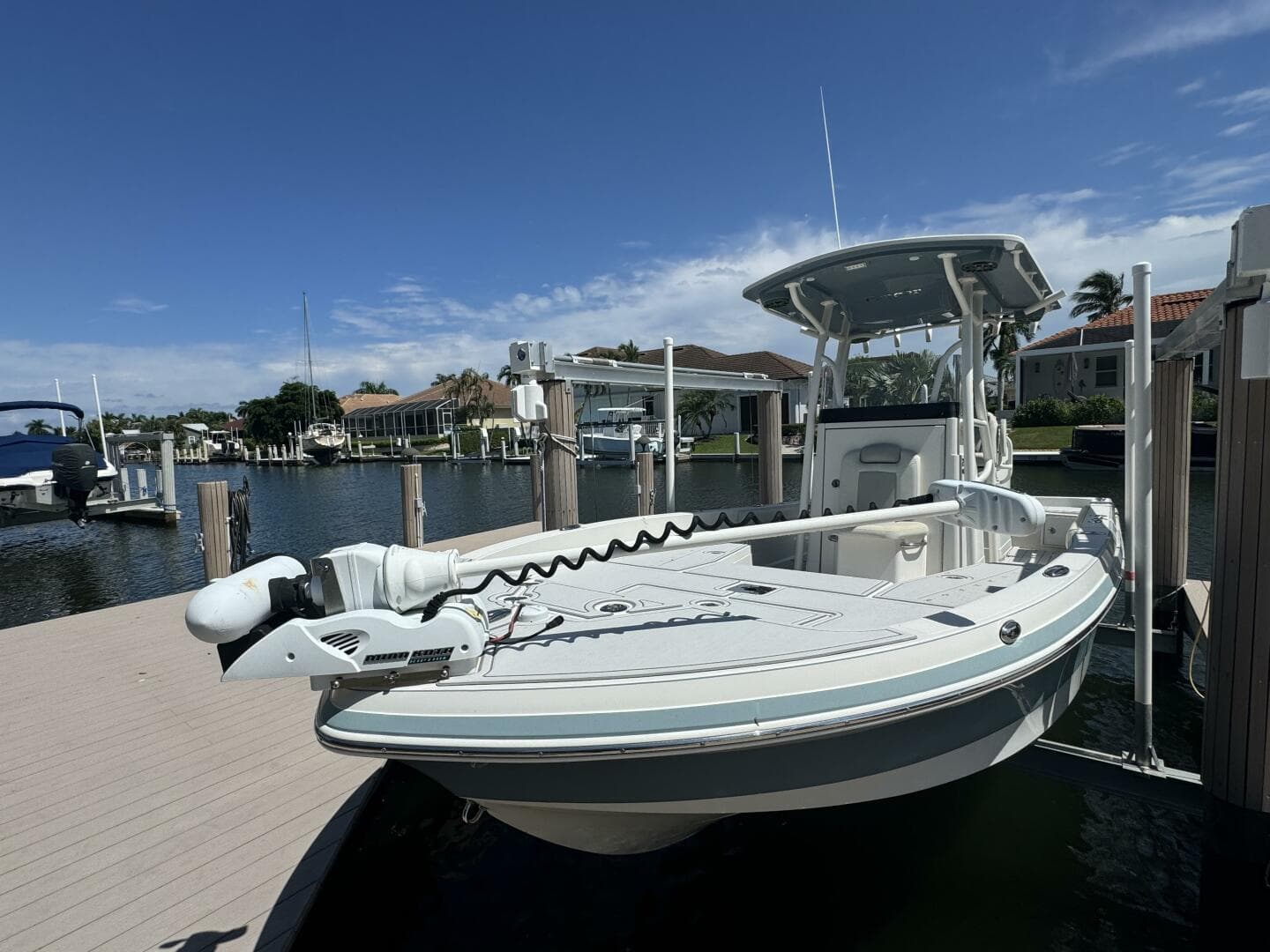 2019 Ranger 2360 Bay Ranger