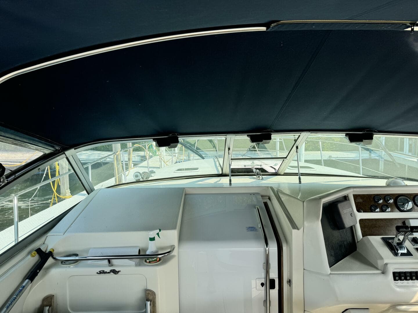 1995 Sea Ray Express Cruiser