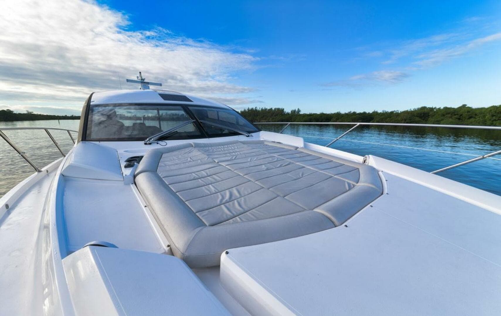 2017 Sunseeker Predator