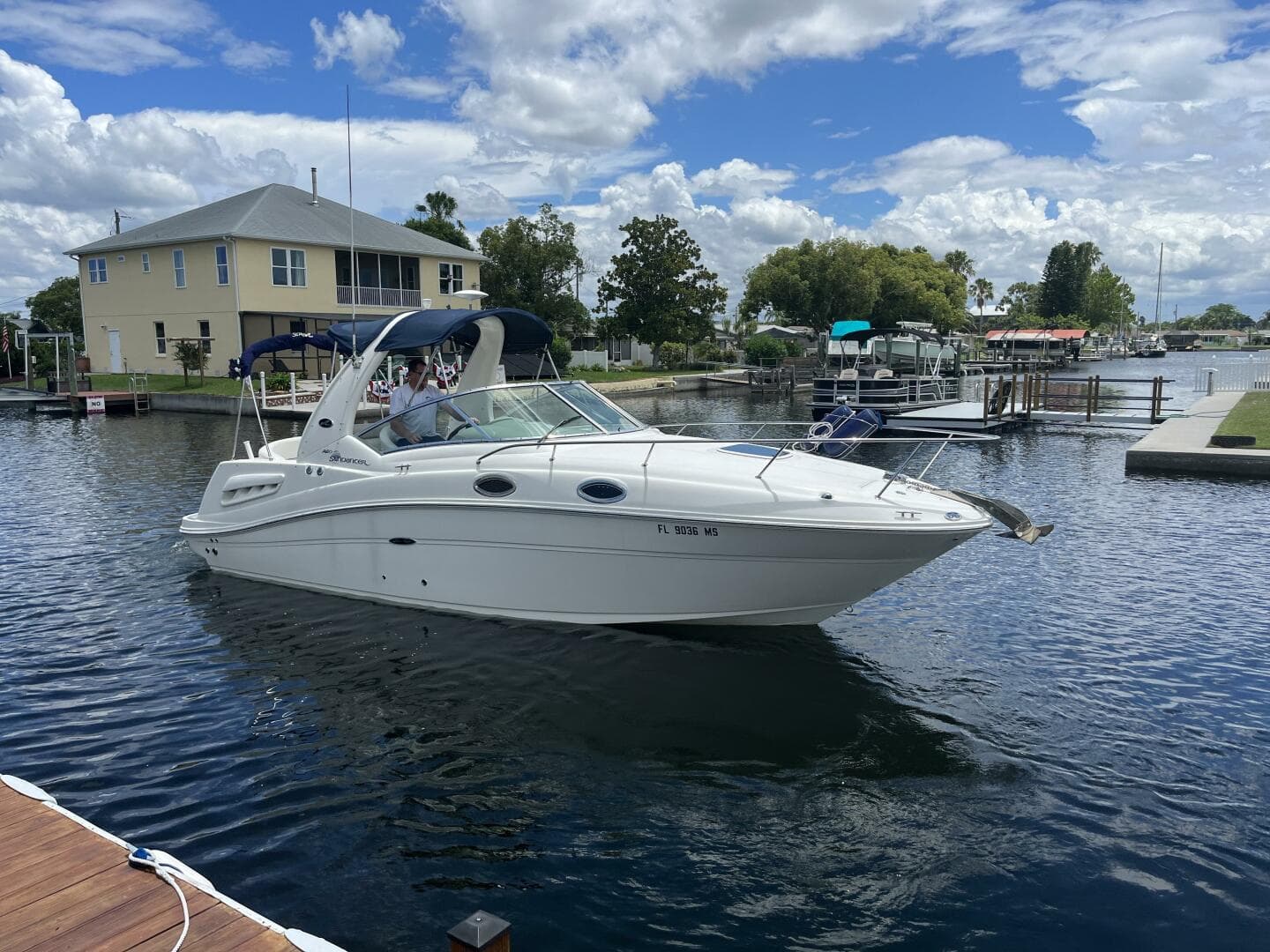 2005 Sea Ray 260 Sundancer