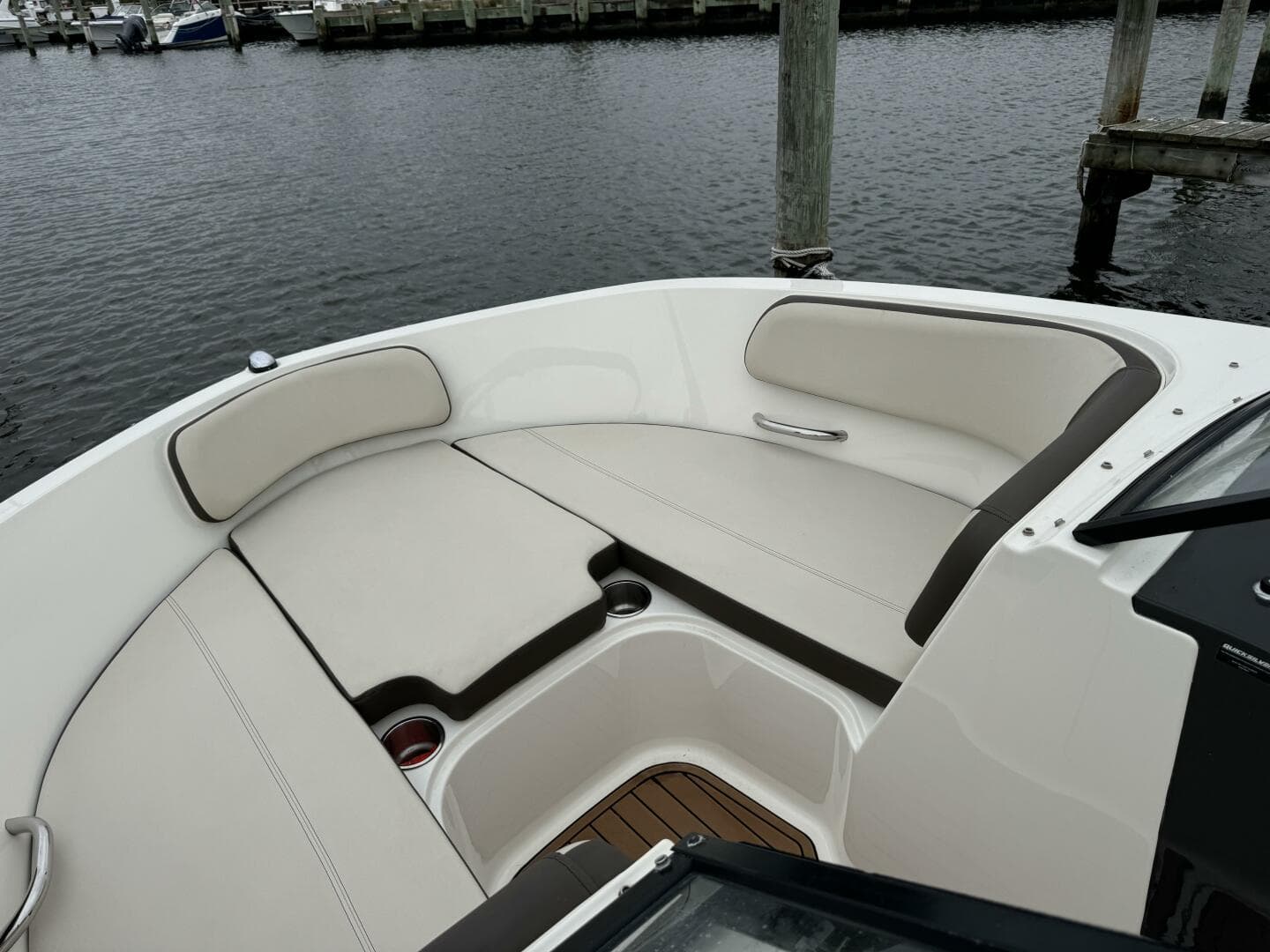 2018 Bayliner VR5 Bowrider OB