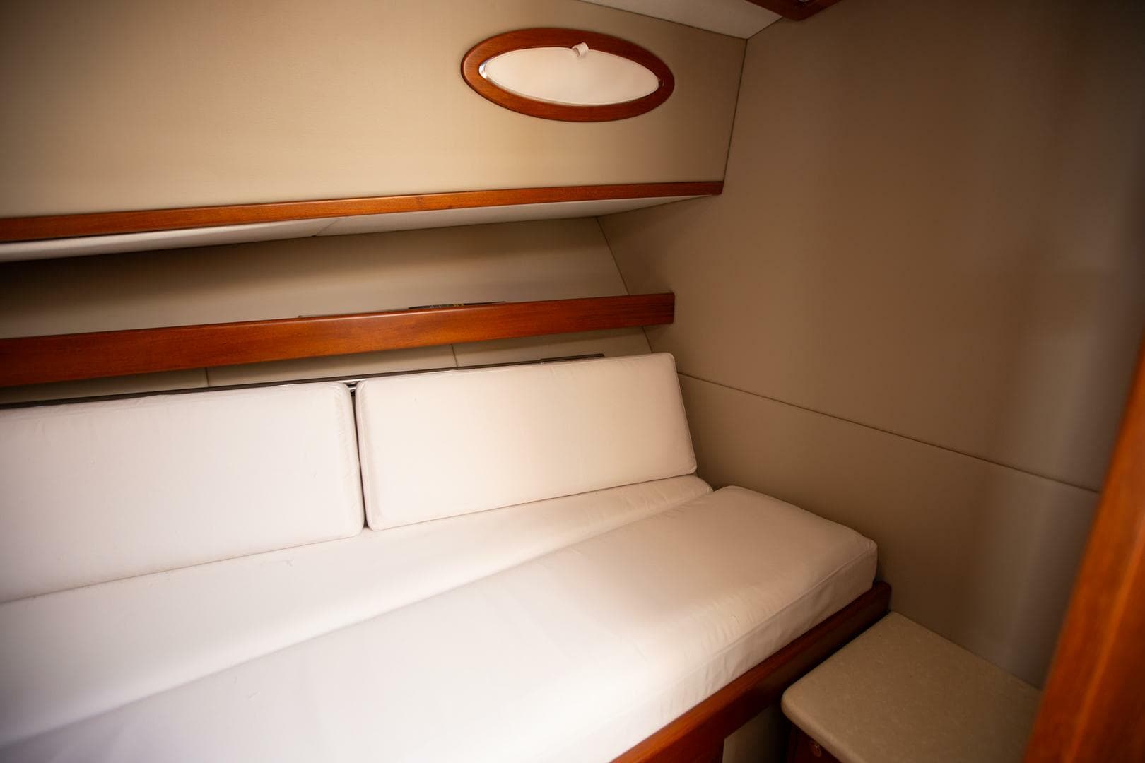 2017 Palm Beach Motor Yachts PB42