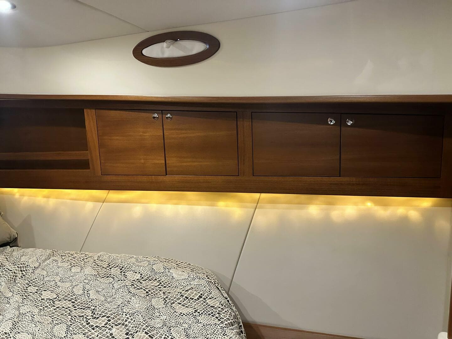 2017 Palm Beach Motor Yachts PB42