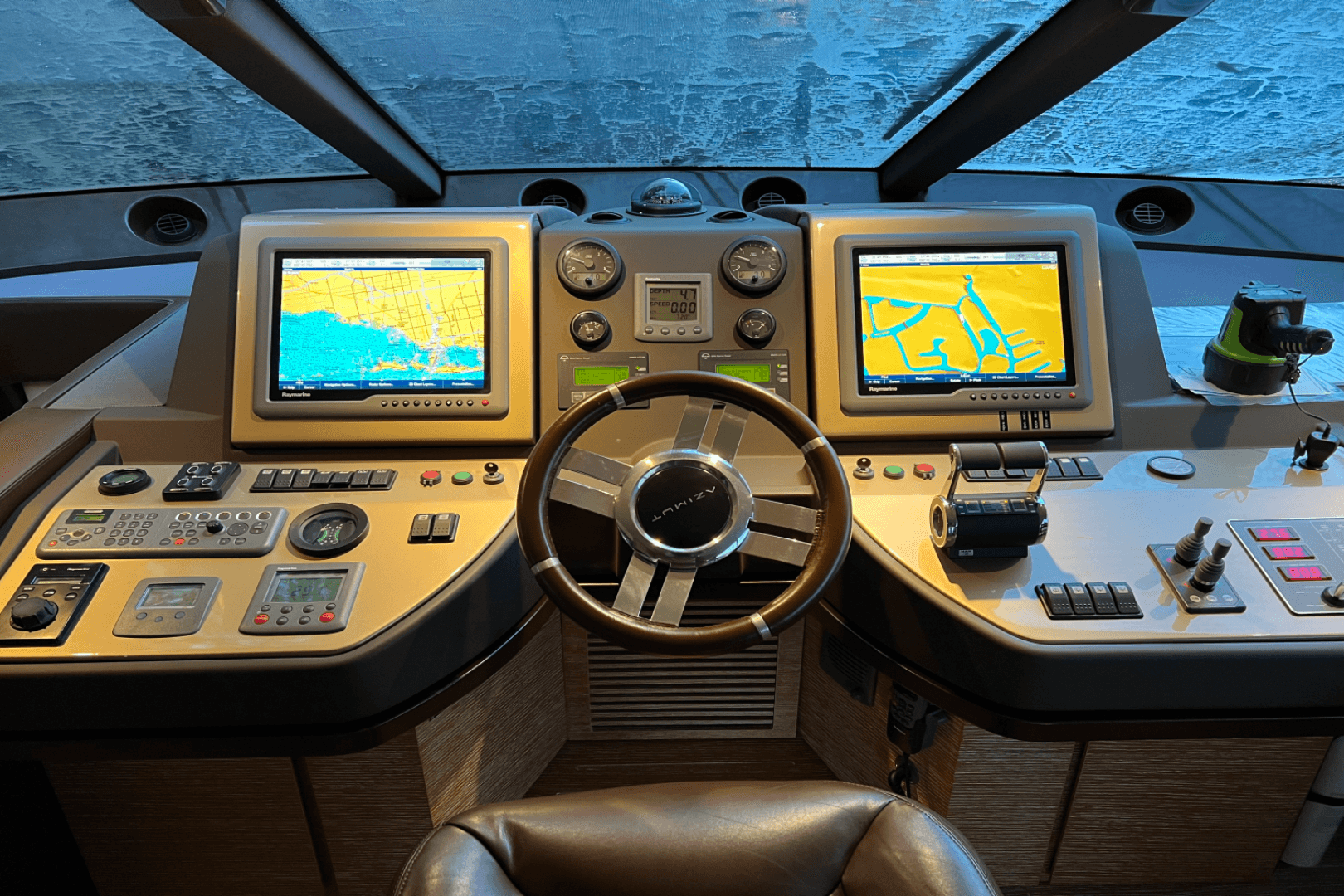 2012 Azimut 58 FLY