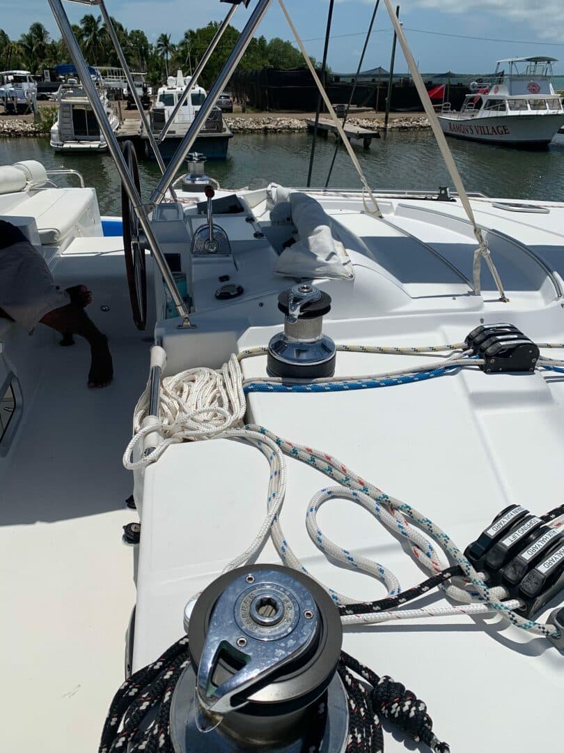 2007-lagoon-500-sail-9552293-20240920170859824-1_XLARGE.jpg
