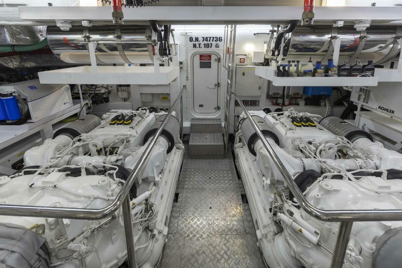 2017 Sunseeker 95 Yacht