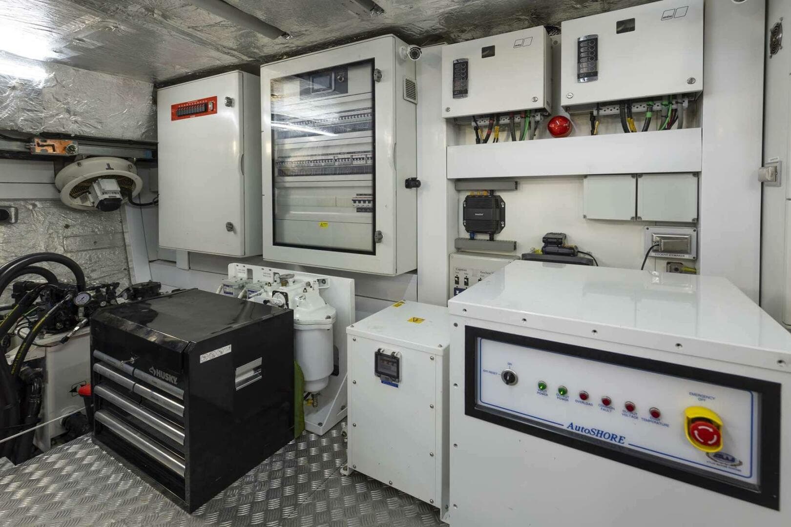 2017 Sunseeker 95 Yacht