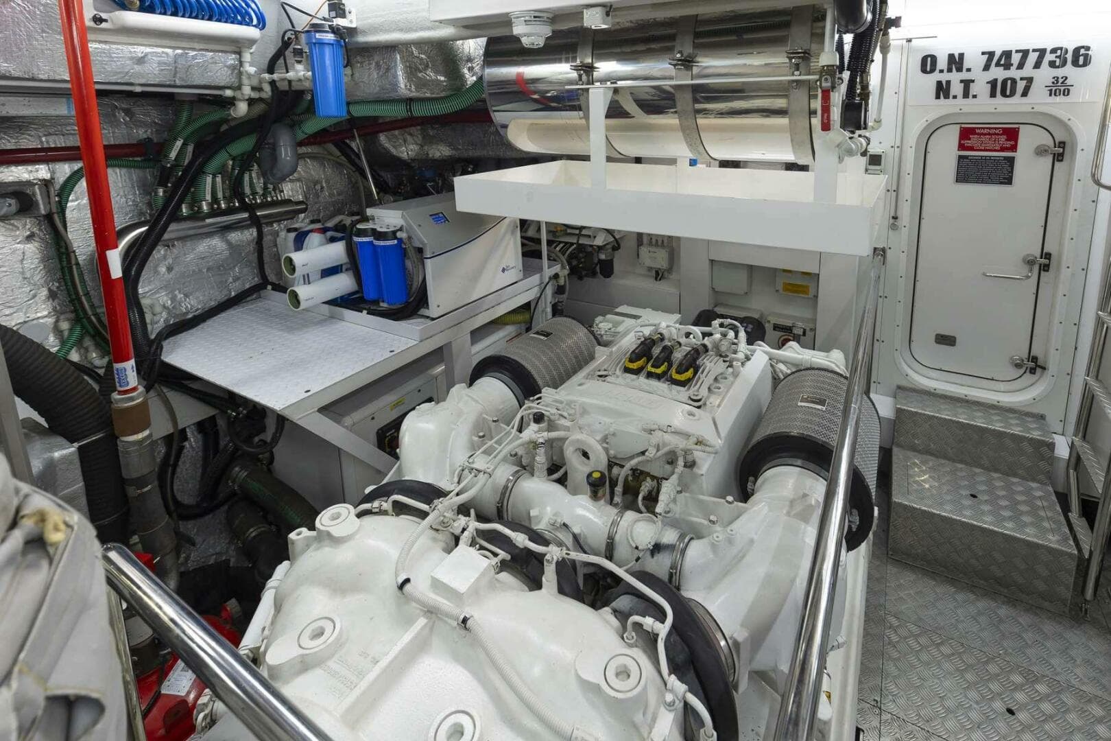 2017 Sunseeker 95 Yacht