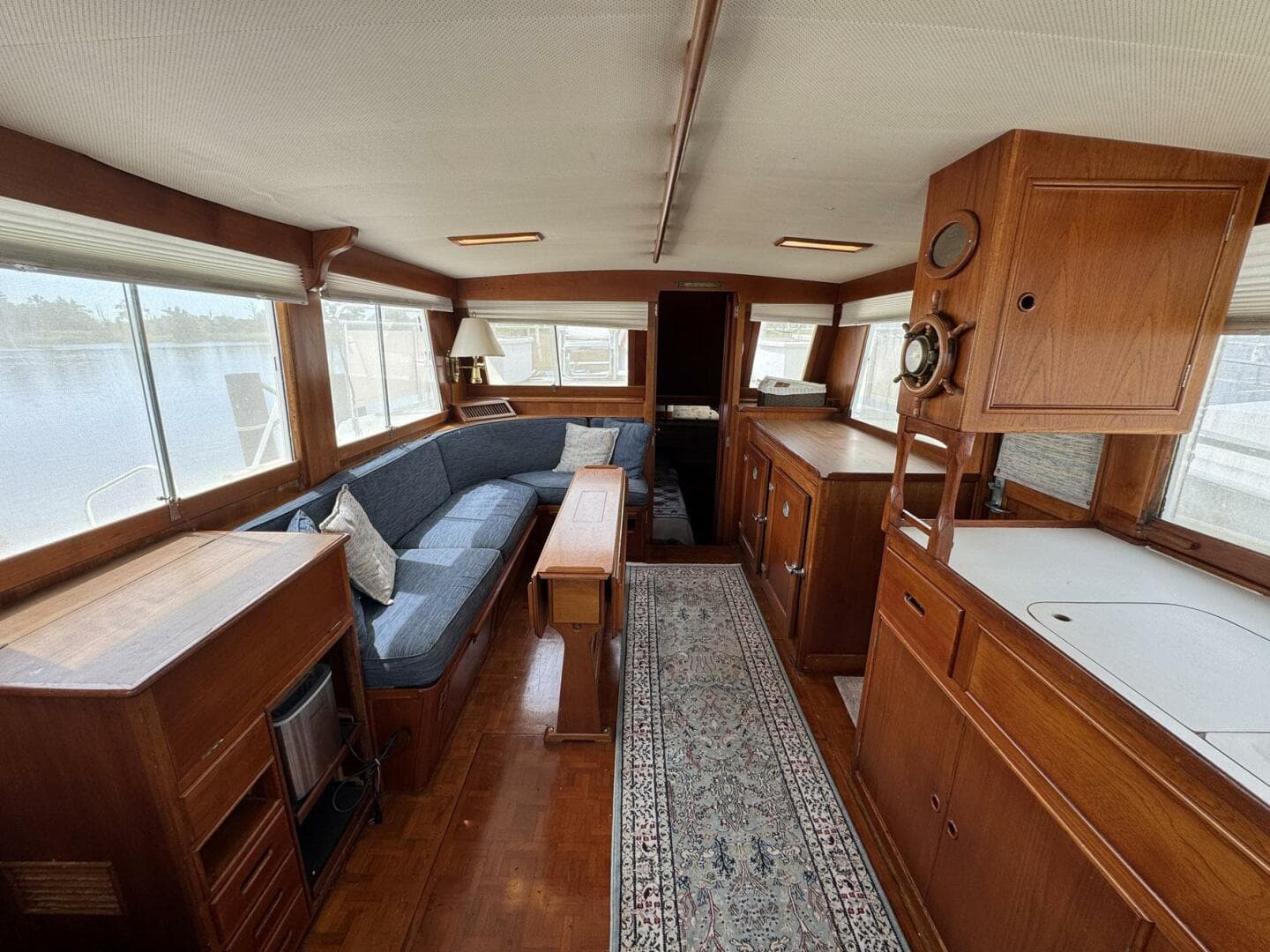 1989 Grand Banks 42 Motor Yacht