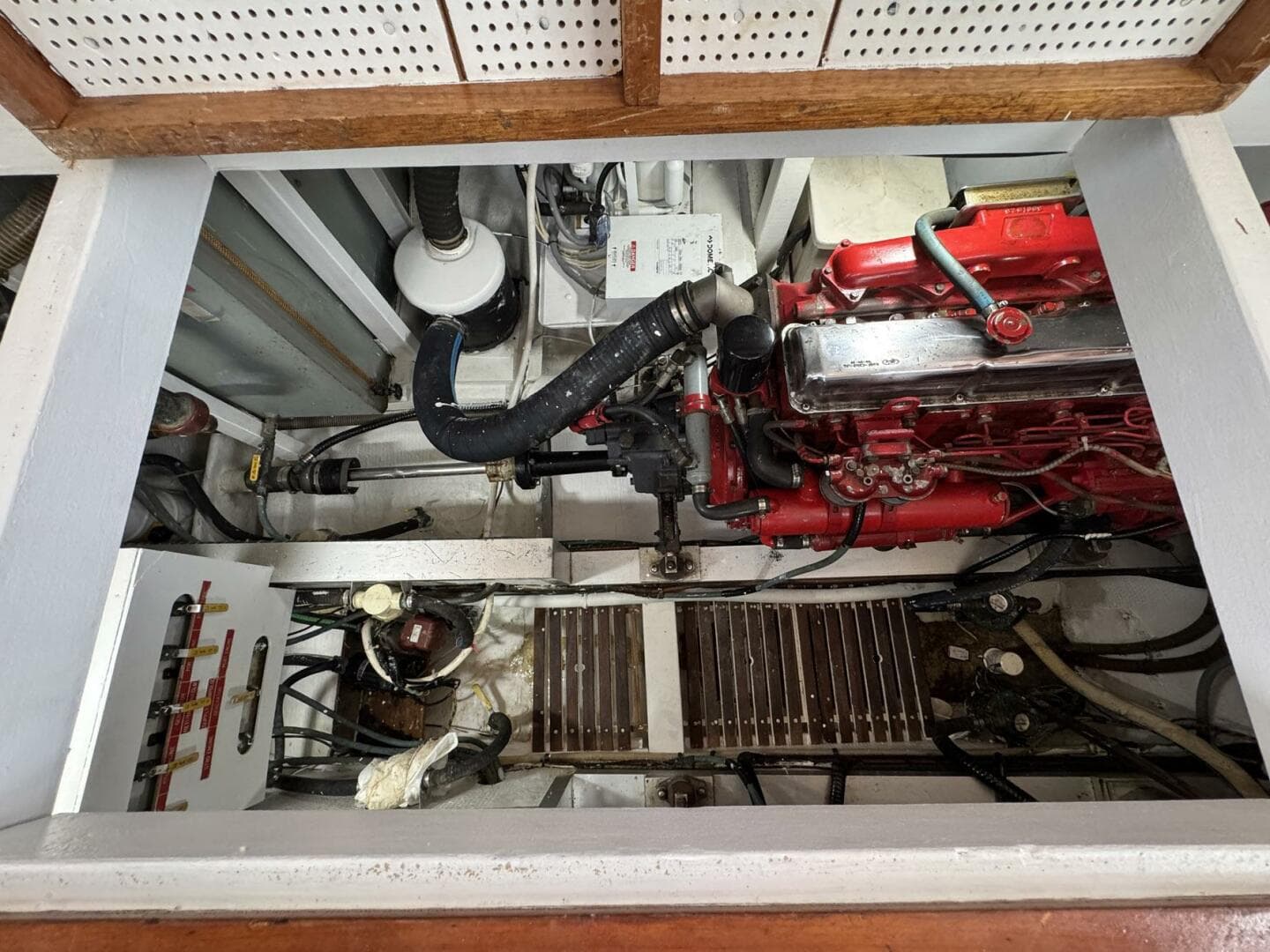 1989 Grand Banks 42 Motor Yacht