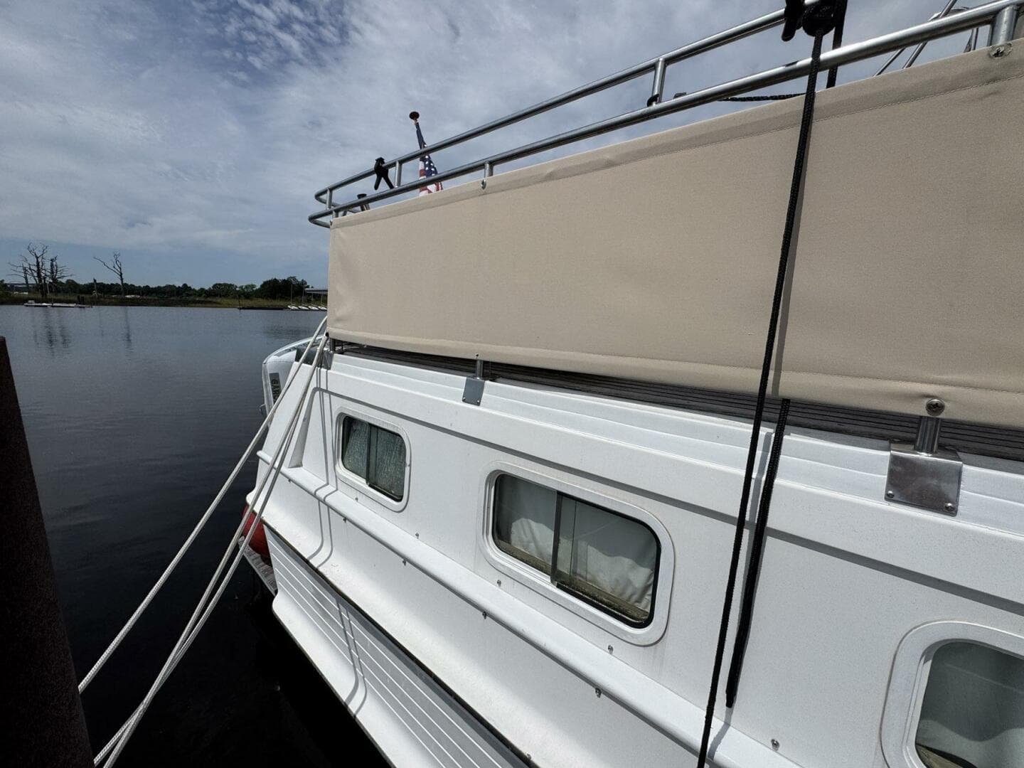 1989 Grand Banks 42 Motor Yacht